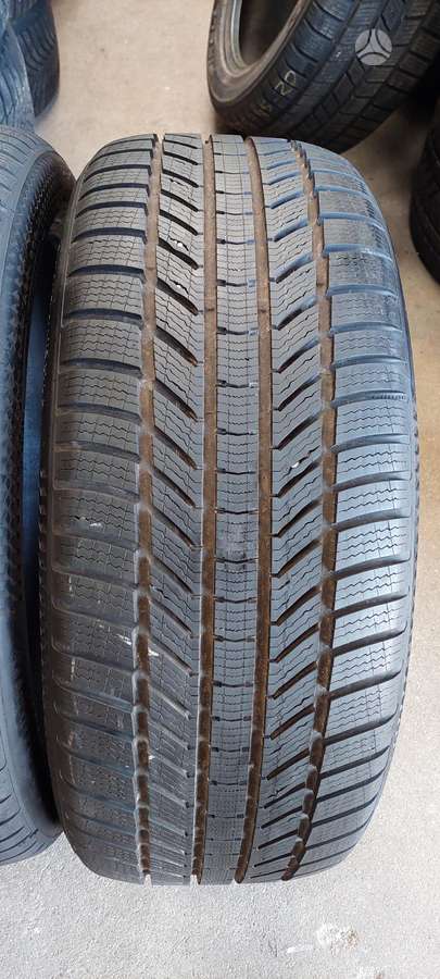 Continental, winter 255/40 R21