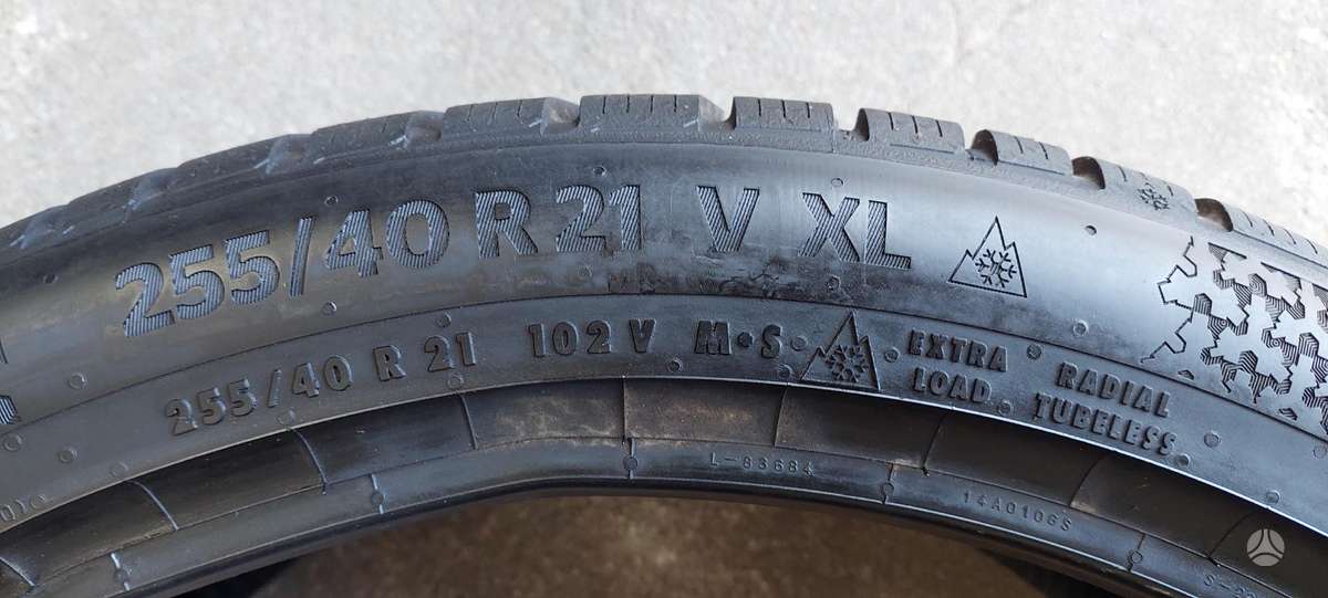 Continental, зимние 255/40 R21
