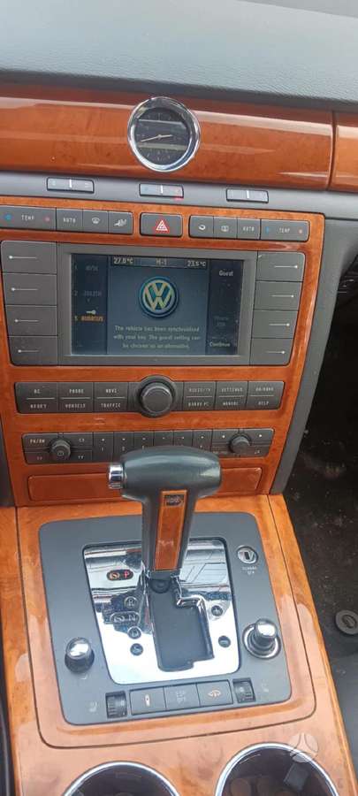 Volkswagen Phaeton