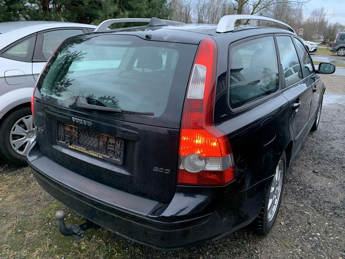 Volvo V50