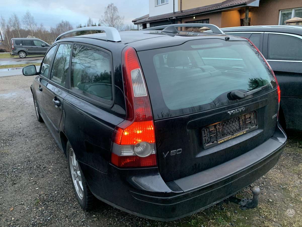 Volvo V50