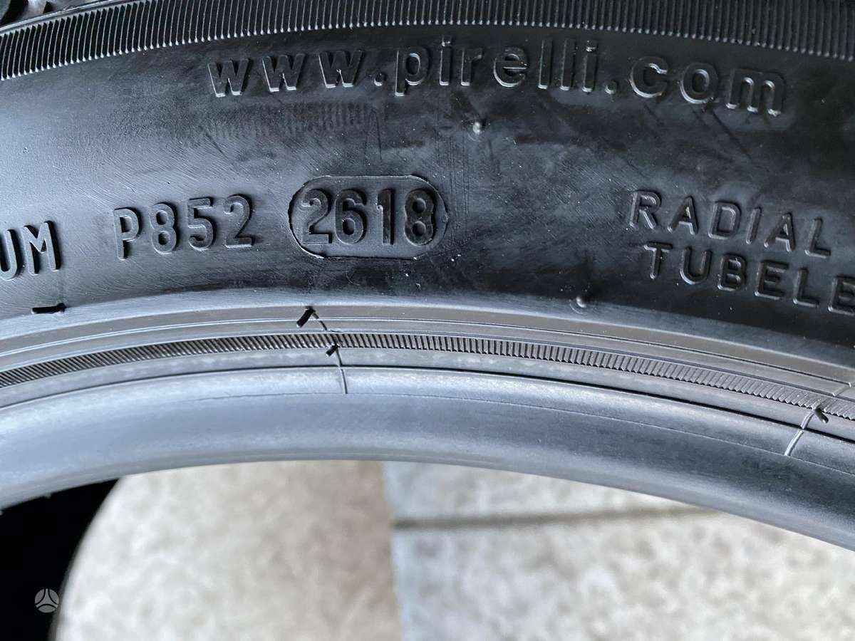 Pirelli Sottozero, winter 215/45 R18