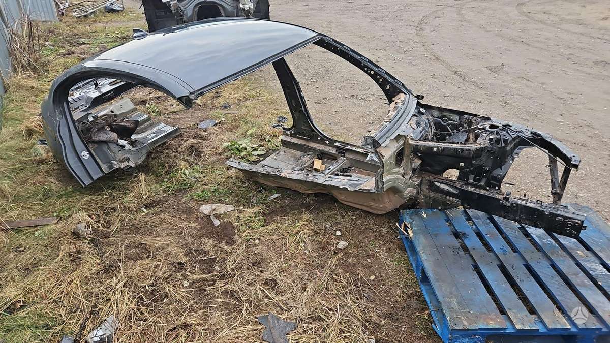 BMW 3 serija Bmw g20 dalimis