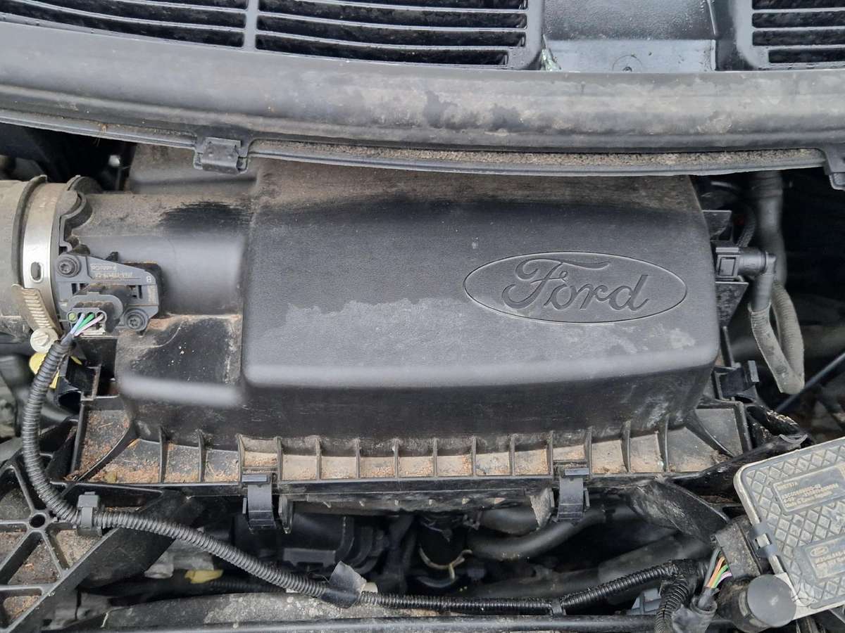 Ford Transit Custom по частям. 70000 km rida