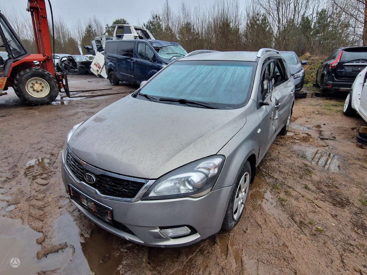 Kia Ceed по частям
