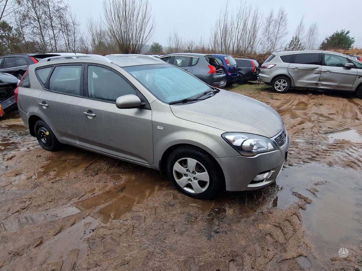 Kia Ceed по частям