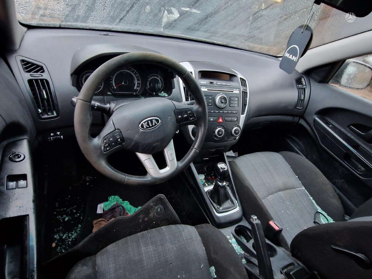 Kia Ceed for parts