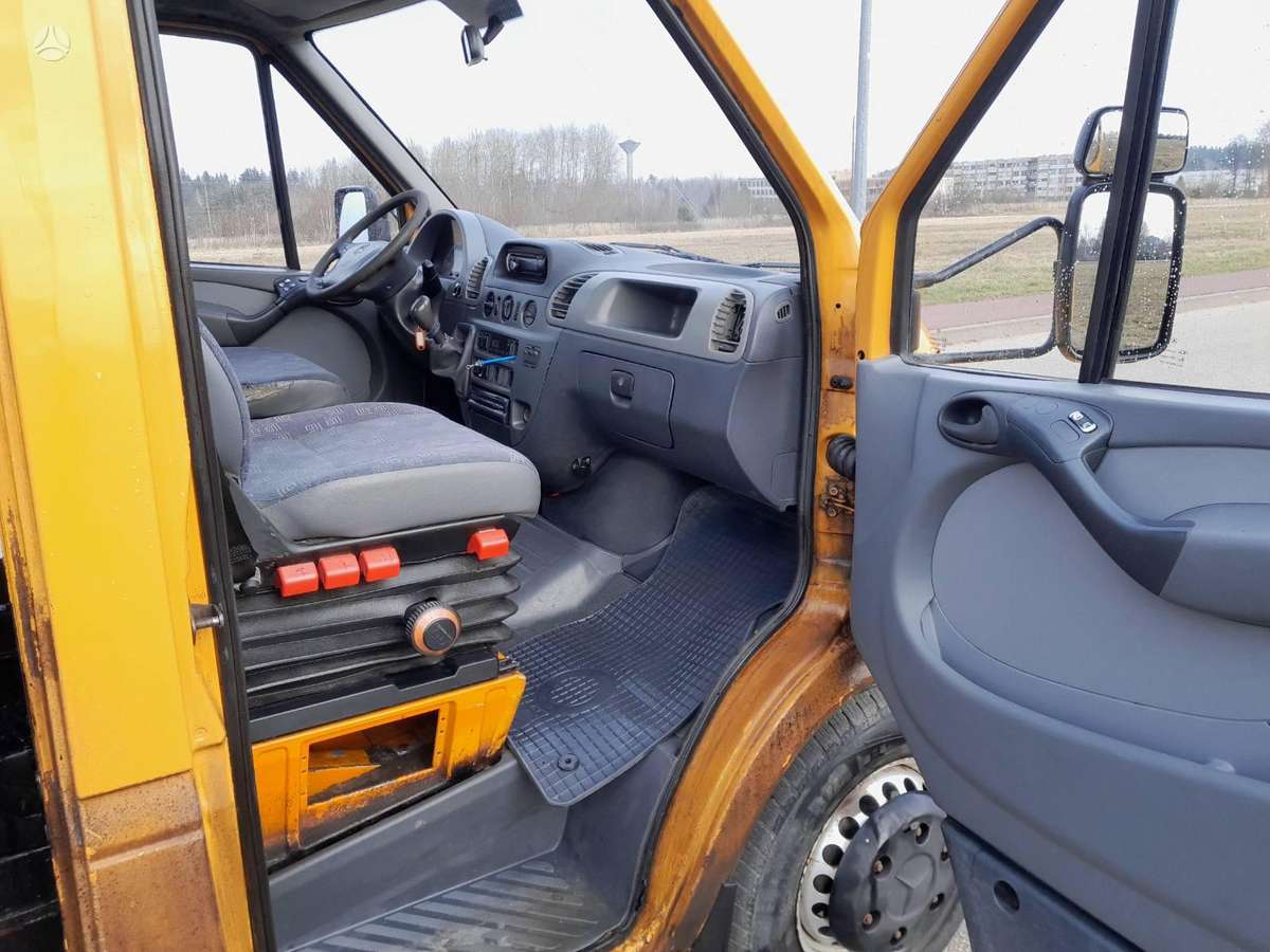 Mercedes-Benz Sprinter 616, dumpers with crane