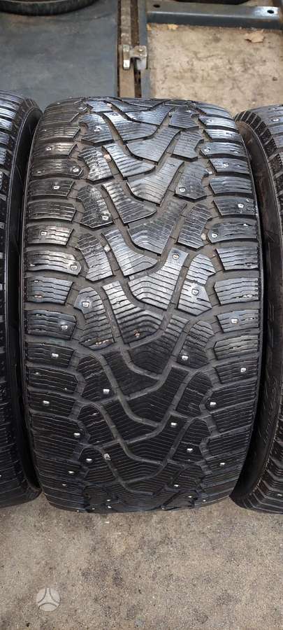 Pirelli, winter 315/35 R20