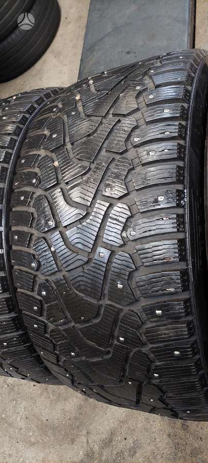 Pirelli, winter 315/35 R20