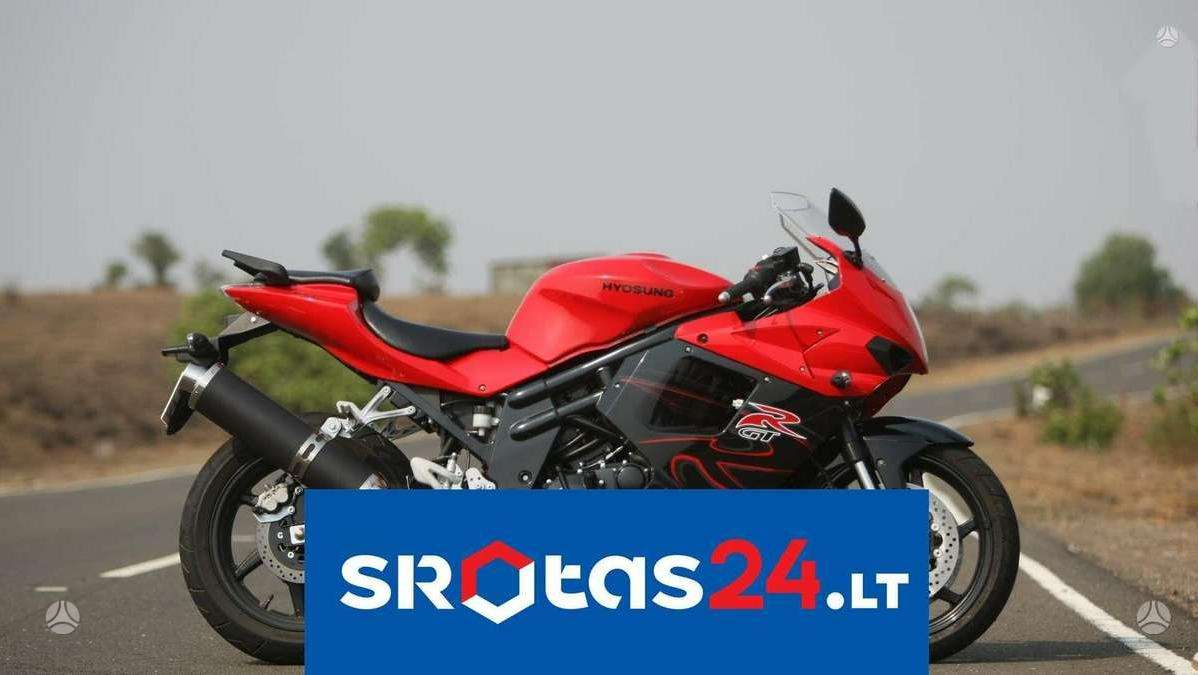 Hyosung Aquila, street / classic