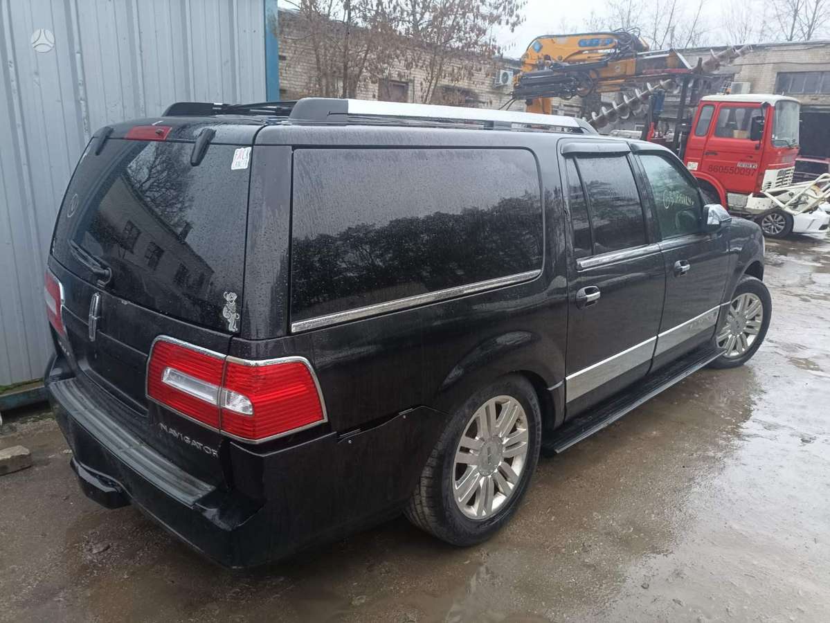Lincoln Navigator Vin 5lmjj3j51bej01043