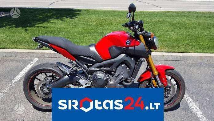 Yamaha FZ, street / classic