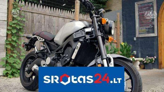 Yamaha XSR, street / classic