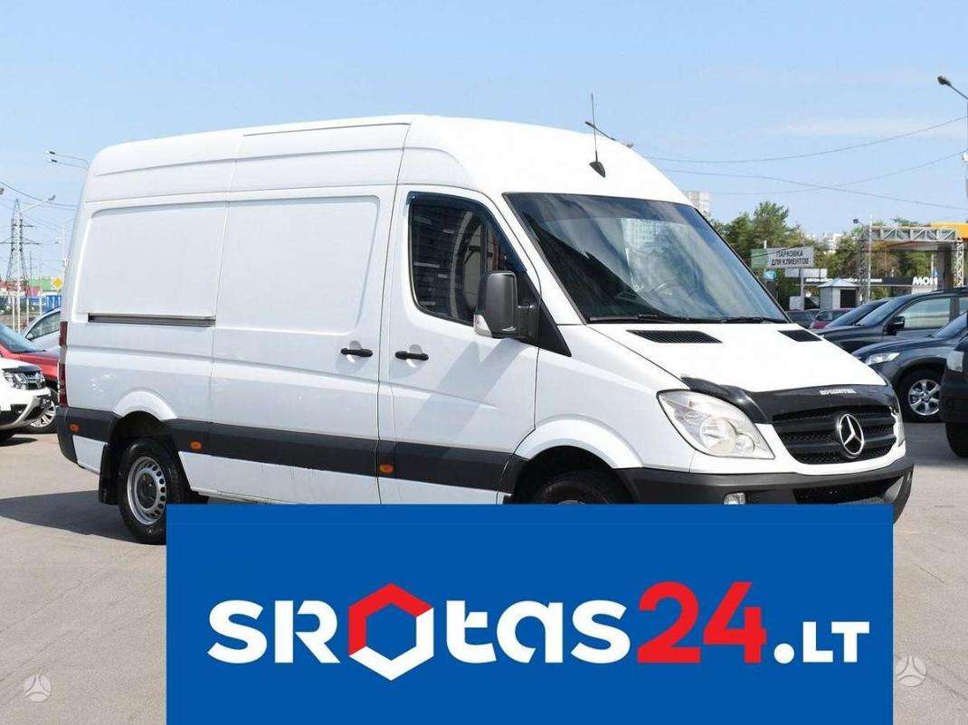 Mercedes-Benz Sprinter, preču