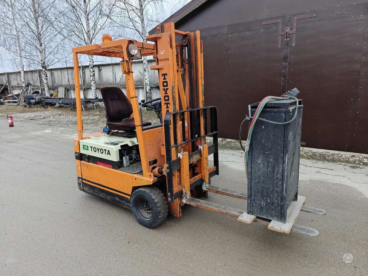 Toyota 2FBE13, вилочные погрузчики