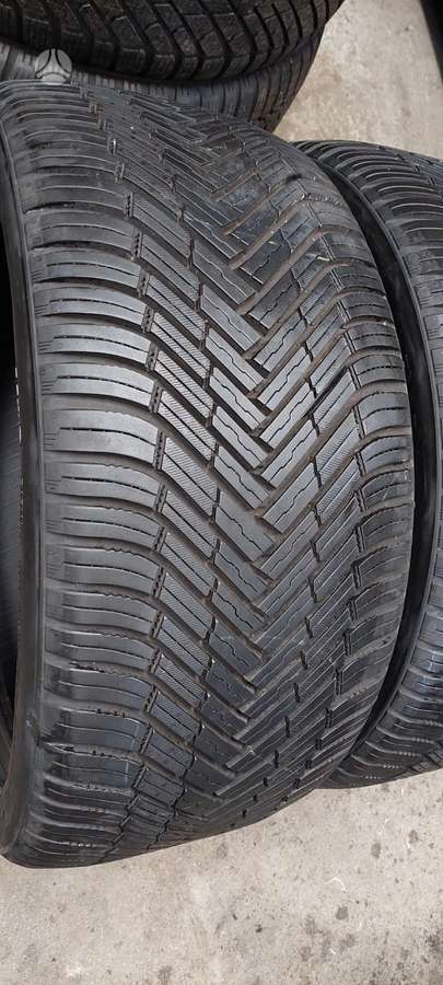Nexen, universalios 245/40 R18