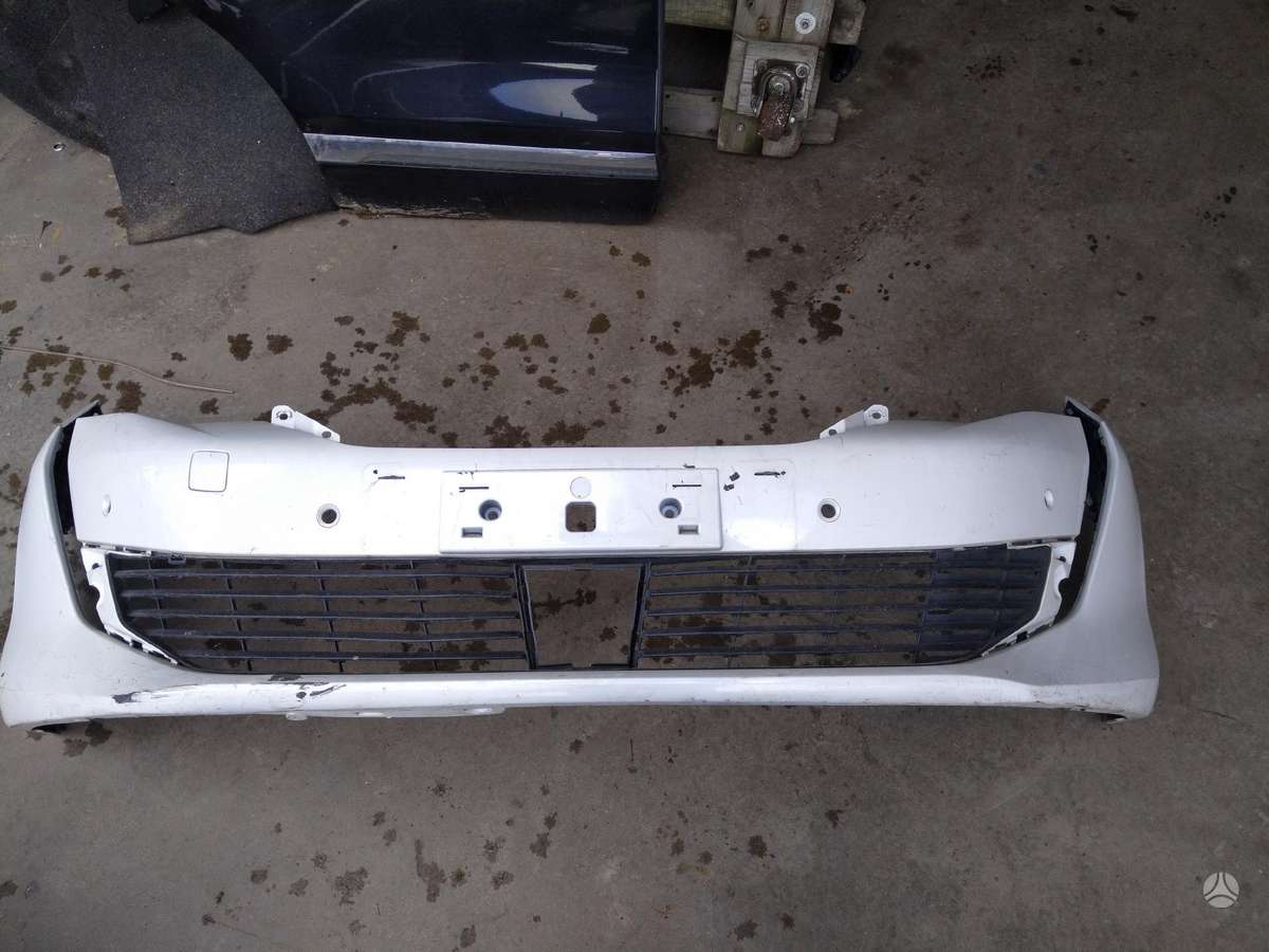 Peugeot 508 bumpers, lights