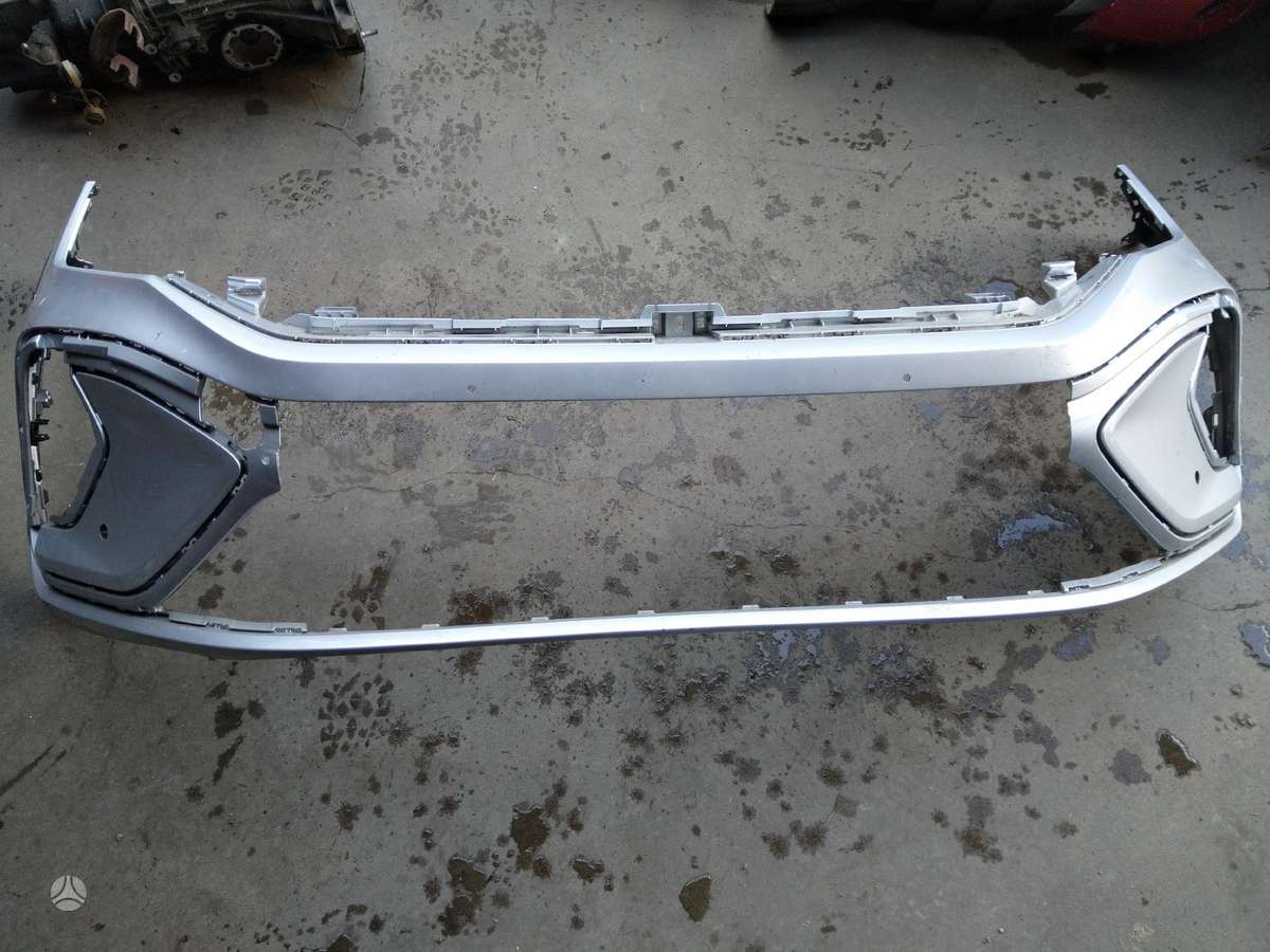 Volkswagen Taigo bumpers