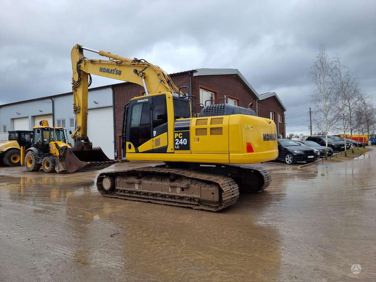 Komatsu PC240 LC-10, excavator
