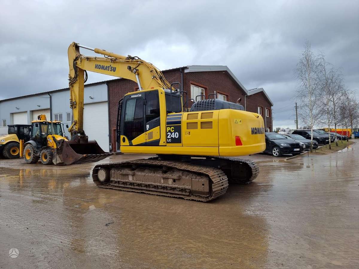 Komatsu PC240 LC-10, excavator