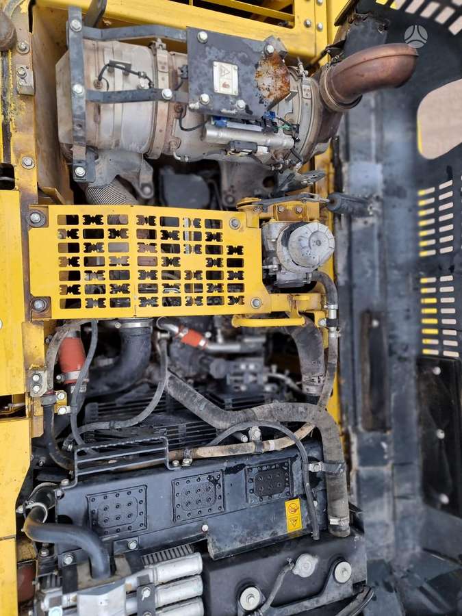 Komatsu PC240 LC-10, экскаваторы