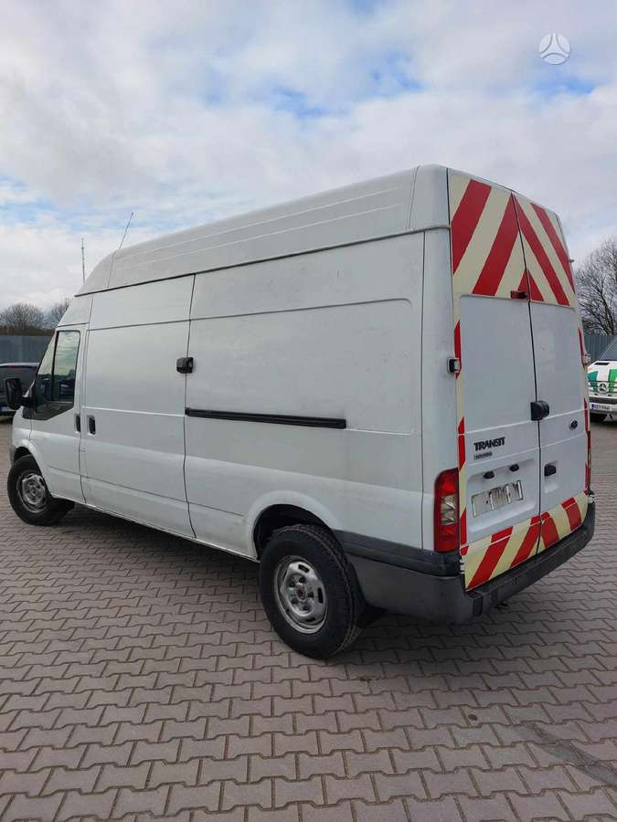 Ford Transit, krovininiai mikroautobusai