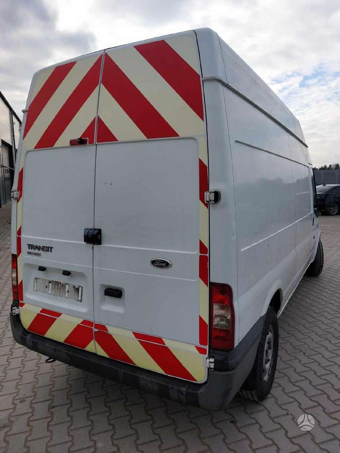 Ford Transit, krovininiai mikroautobusai