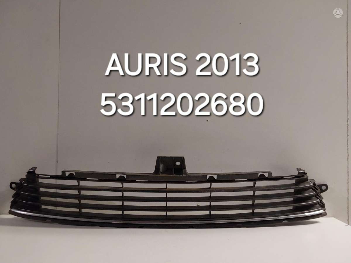 Toyota Auris dalimis