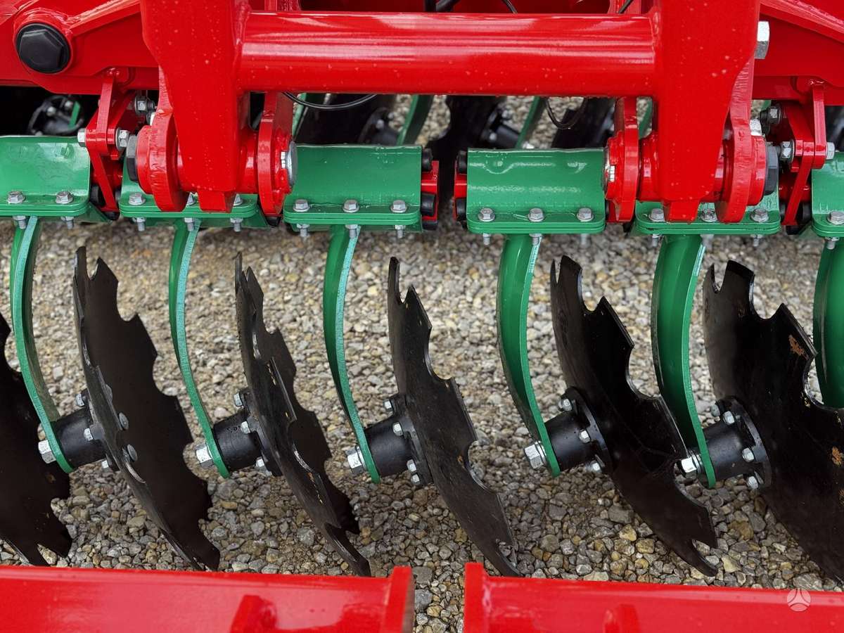 AGRO-MASZ BT Cut 40, žemės dirbimo / ruošimo technika