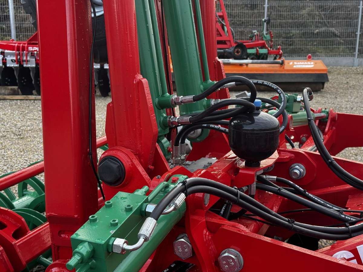 AGRO-MASZ BT Cut 40, žemės dirbimo / ruošimo technika