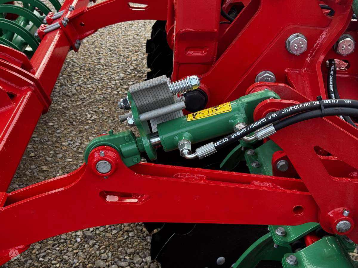 AGRO-MASZ BT Cut 40, žemės dirbimo / ruošimo technika