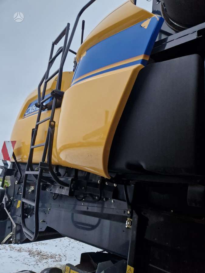 New Holland CX 8.85, комбайны