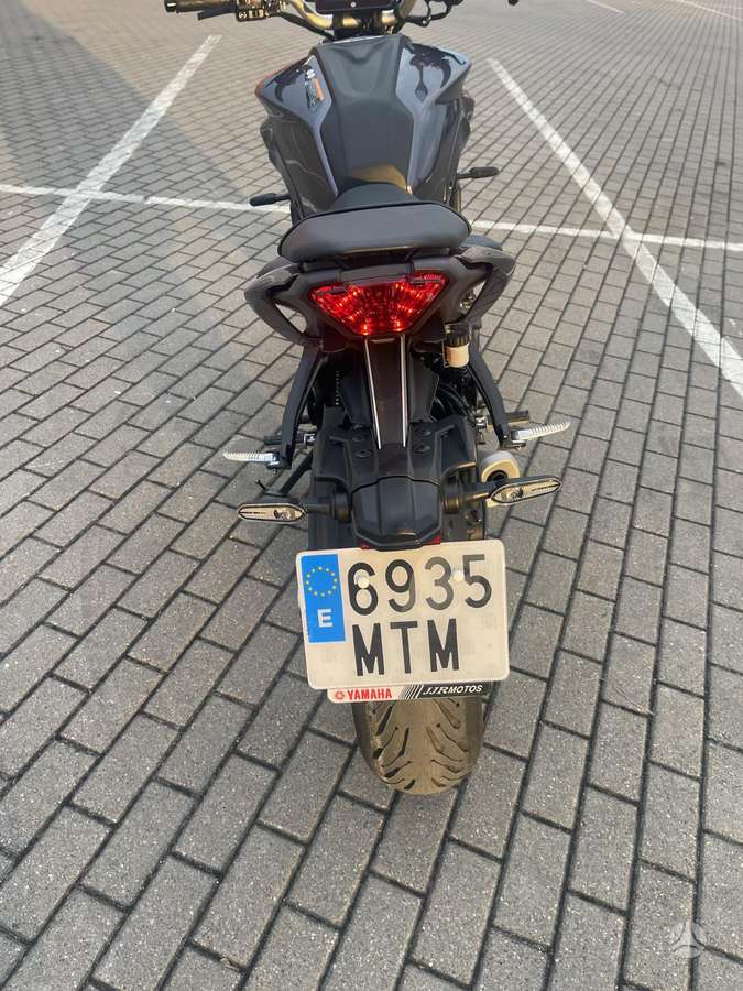 Yamaha MT 07 700cc, street / classic