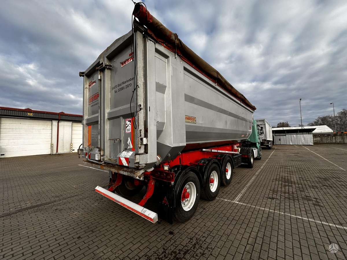 Scania R420, single sleeper