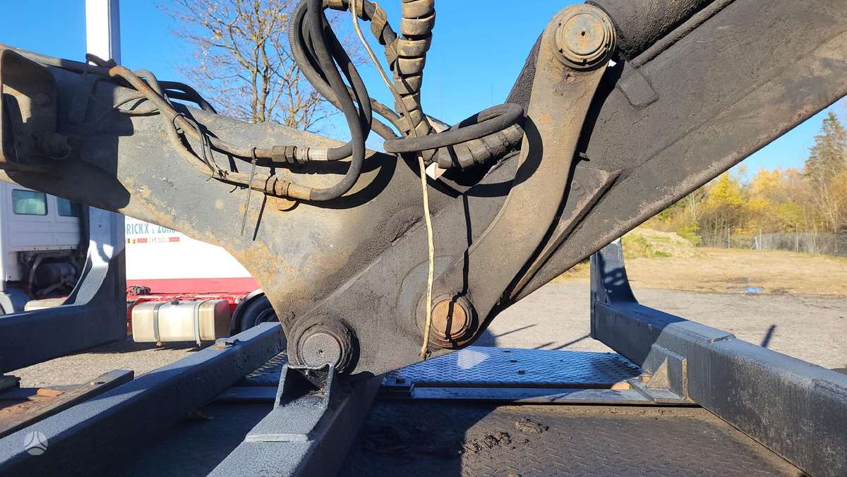 Loglift F 96 S, grapples