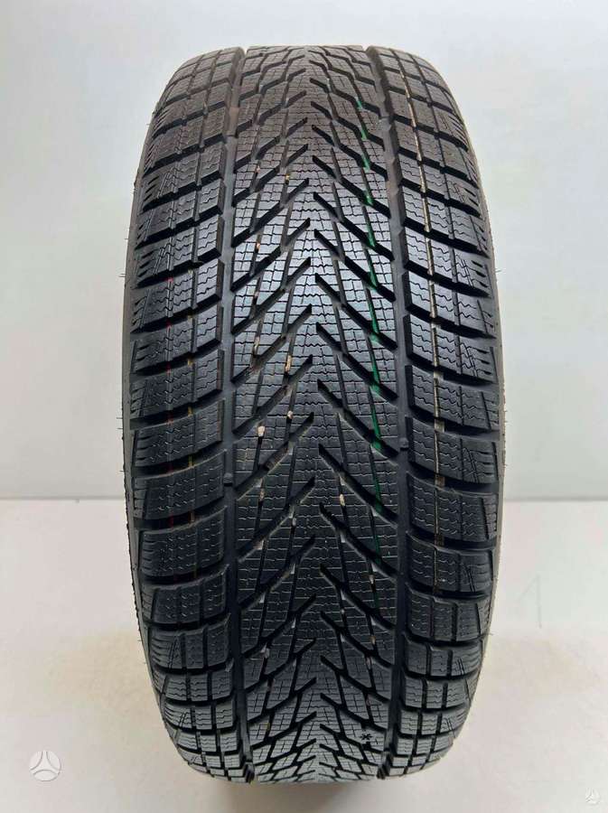 Goodyear UltraGrip 3 2024m, winter 215/60 R16