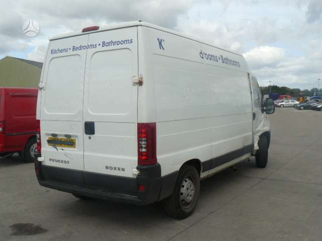 Peugeot Boxer, cargo vans