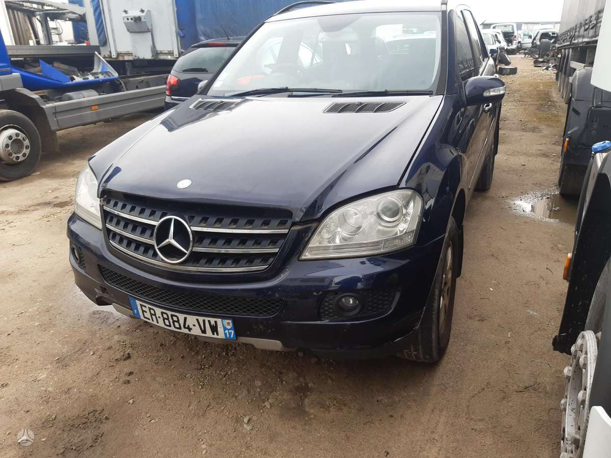 Mercedes-Benz ML klasė dalimis
