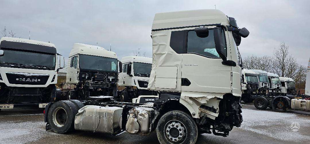 MAN TGX 18.470, semi-trailer trucks