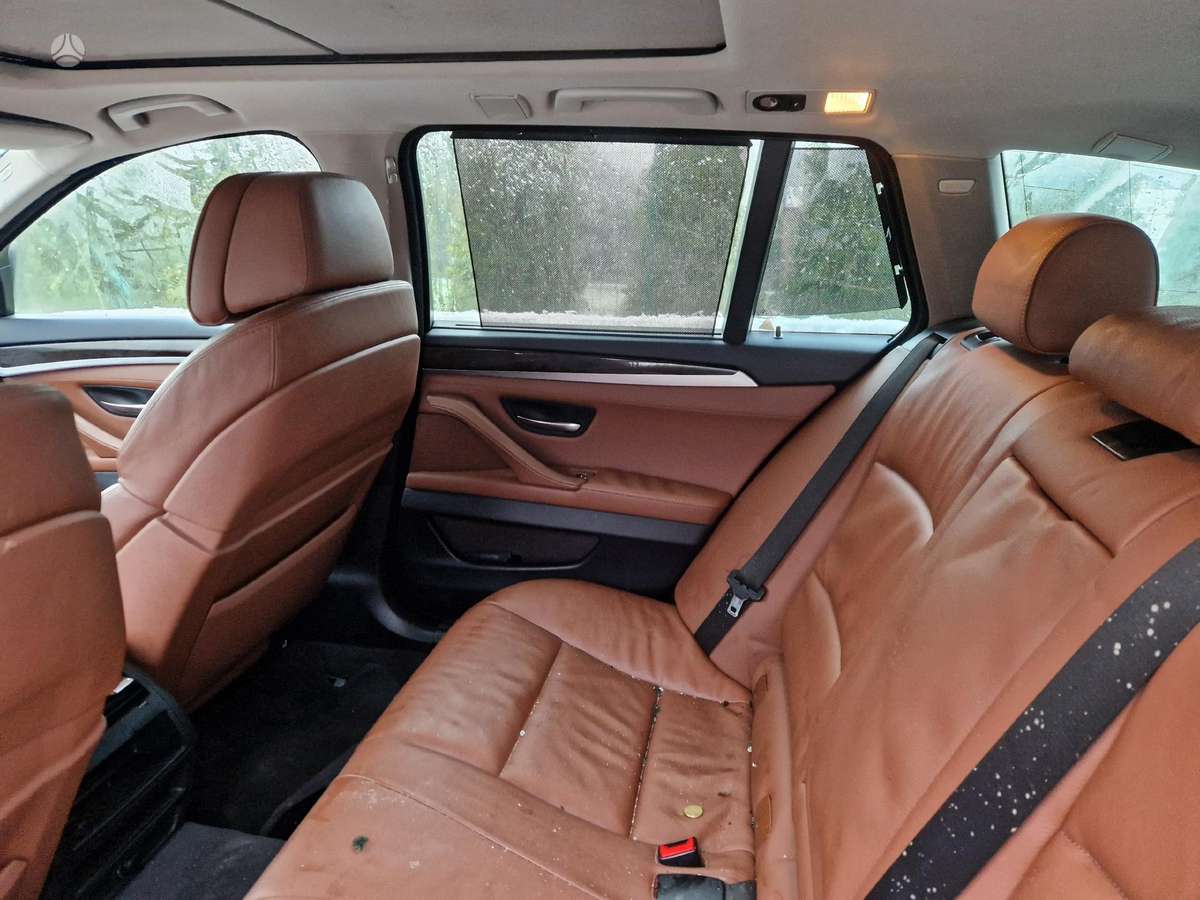BMW 535 Kablys duru pritraukejai harmon kardon