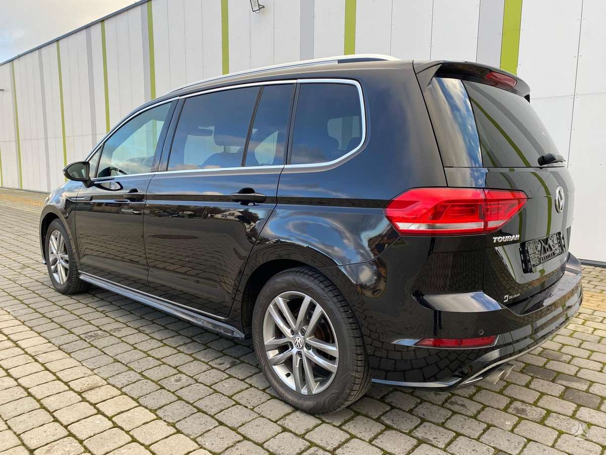 Volkswagen Touran - 5