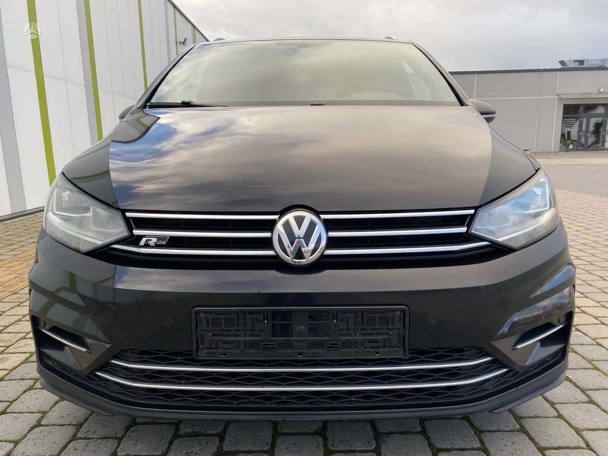 Volkswagen Touran - 8
