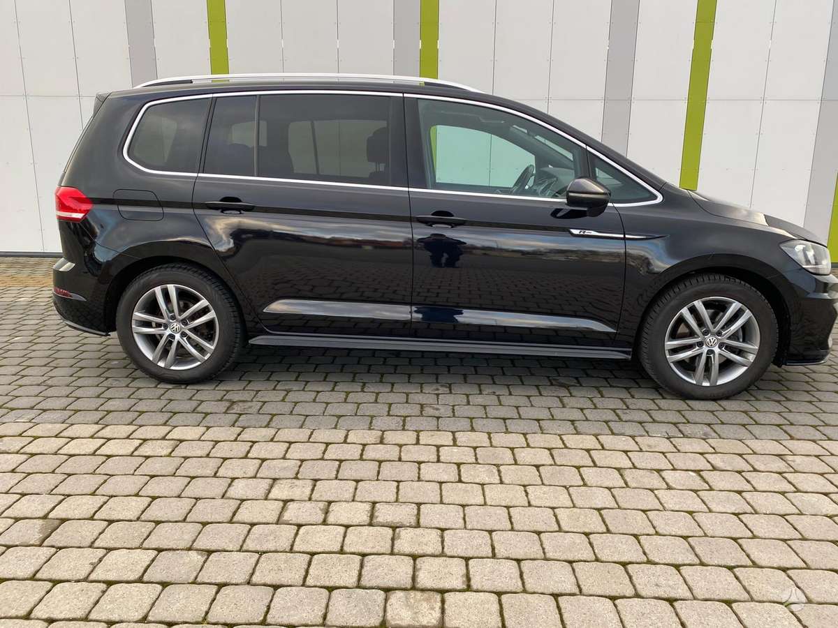 Volkswagen Touran - 2