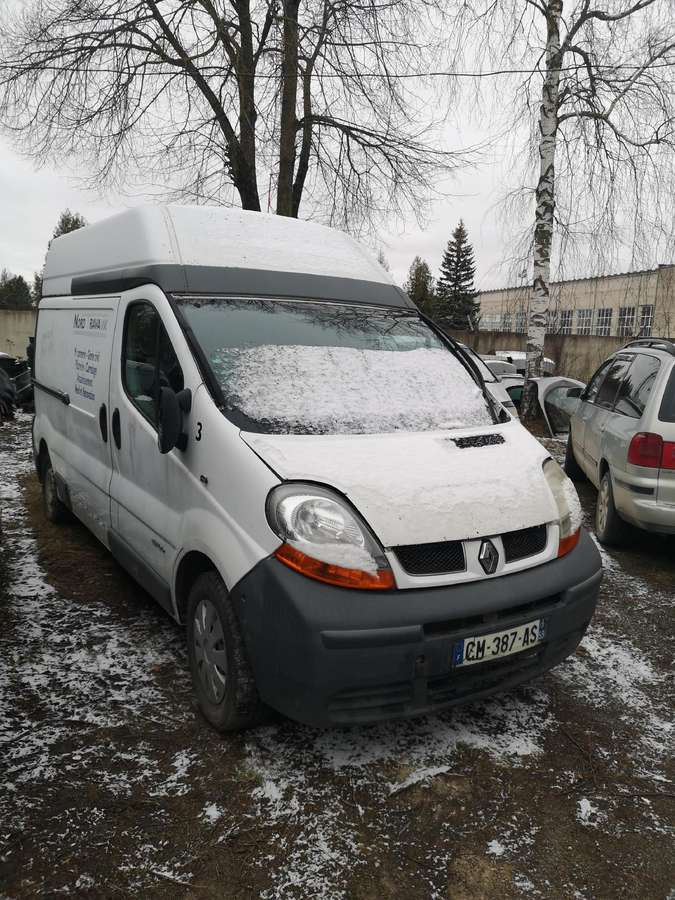 Renault Trafic, passenger vans