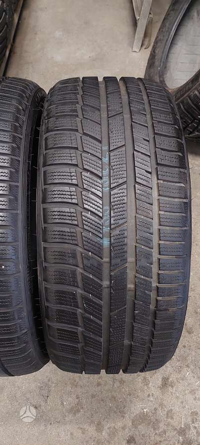 Toyo, зимние 225/35 R19