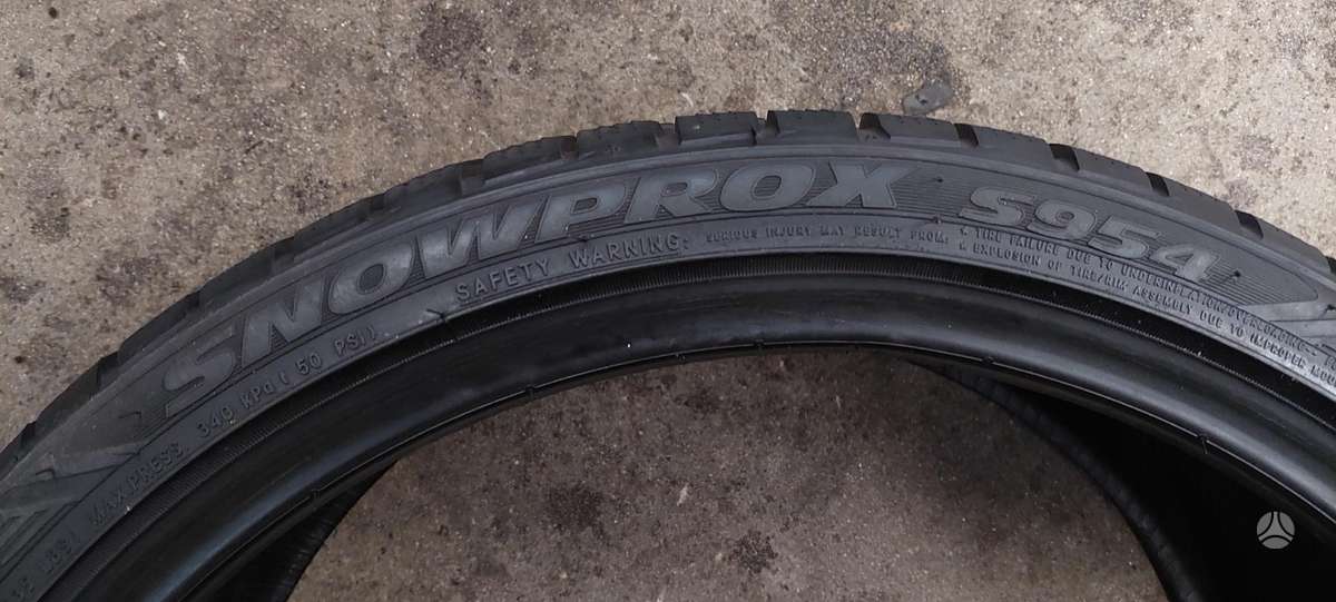 Toyo, winter 225/35 R19