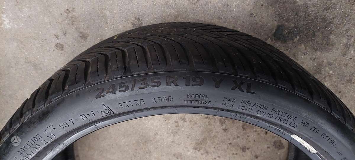 Continental, universalios 245/35 R19