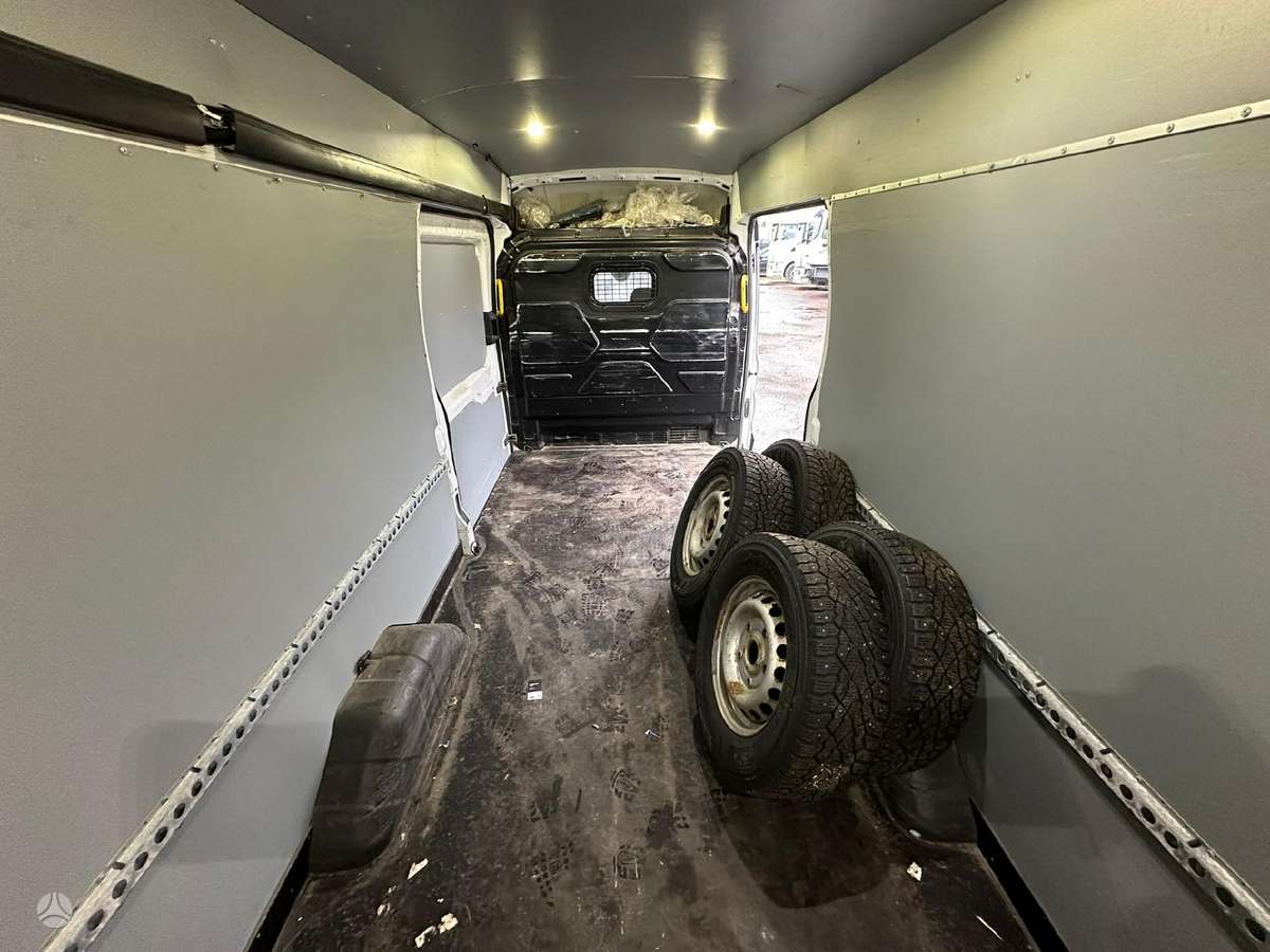 Ford Transit, komercinis
