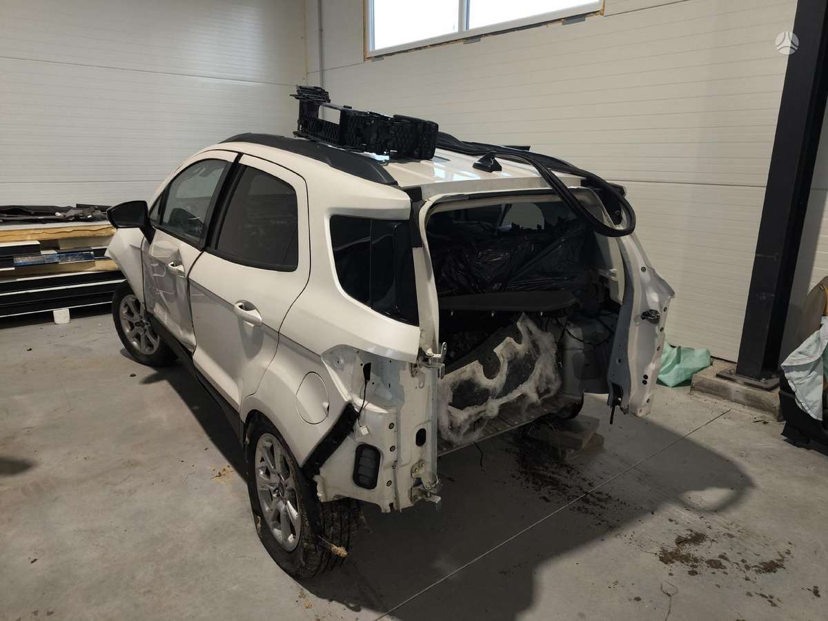Ford EcoSport dalimis. Usa